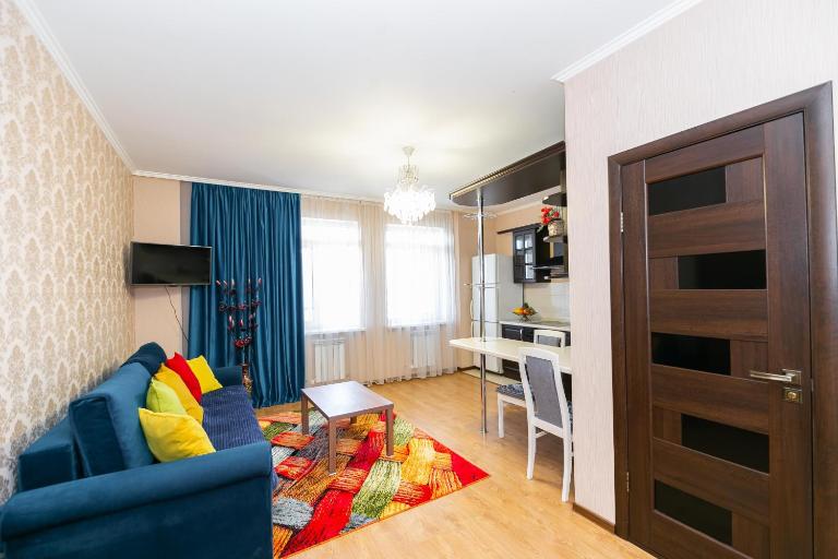В Promenade Expo квартира с романтическим видом - B&B Astana