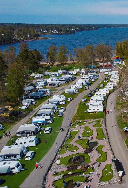 Ursand Resort & Camping - B&B Vänersborg