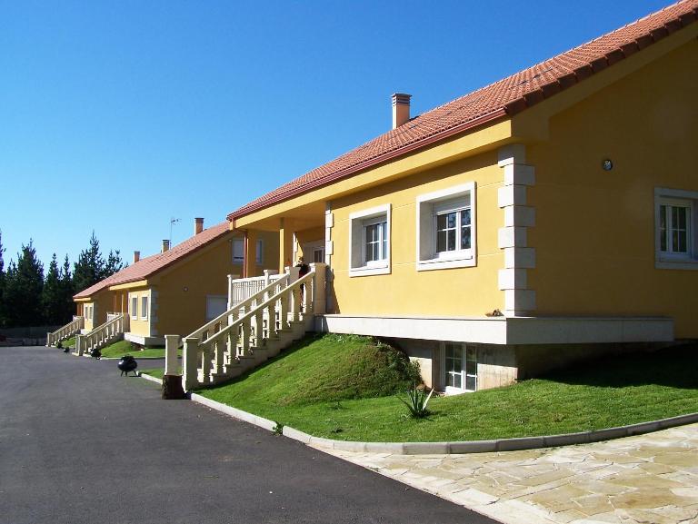 Apartamentos Turísticos San Breixo - B&B Carballo
