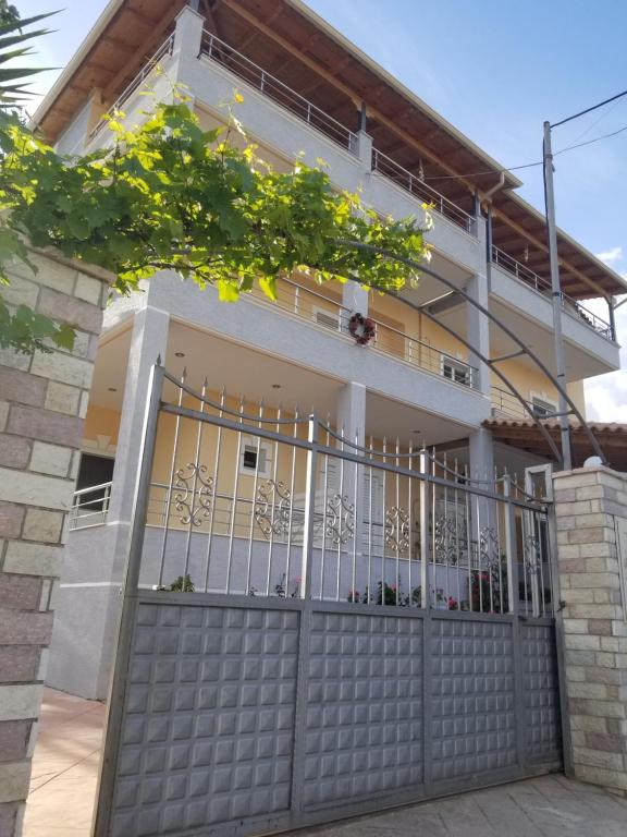 Villa Xani - B&B Himarë