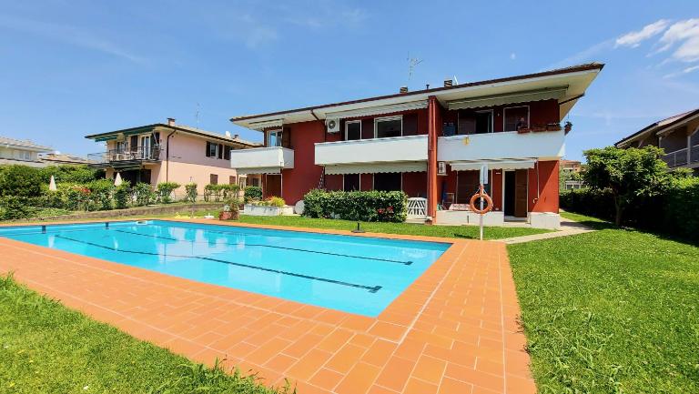 Narcisa POOL apartment - Lake View - Bed and Breakfast Bardolino