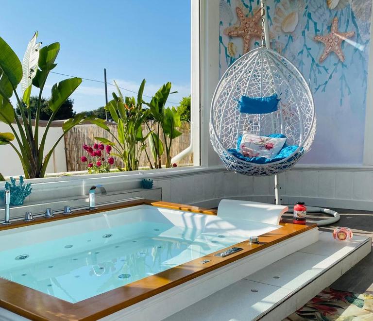 Resort Villa La Perla Sul Mare - Bed and Breakfast Leporano Marina