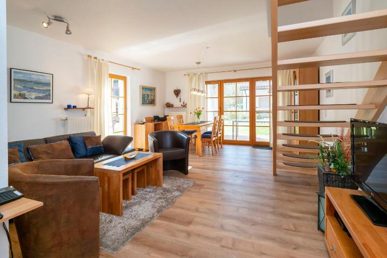 Ferienpark Freesenbruch Reihenhaus 6 - Delfin - B&B Zingst