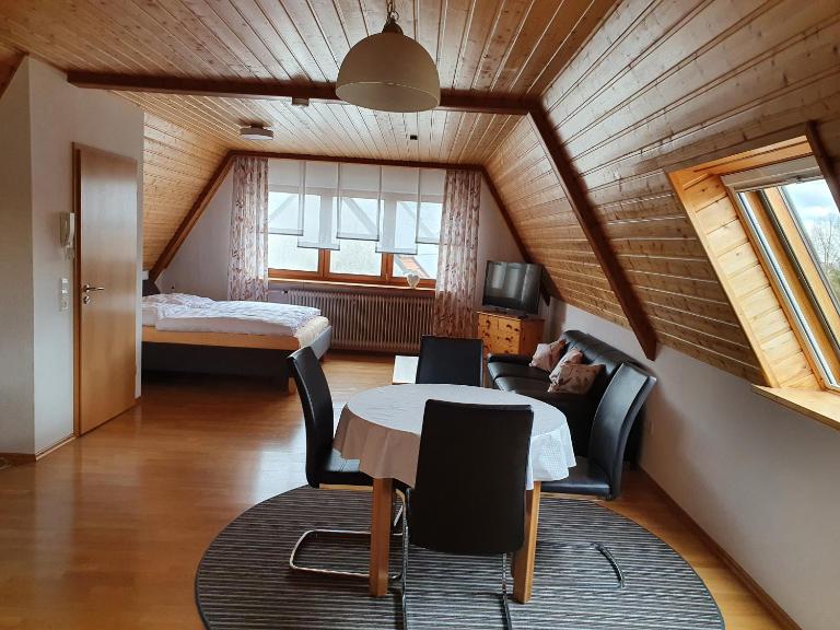 Ferienhaus zur Altmühl "Apartment" - B&B Ornbau