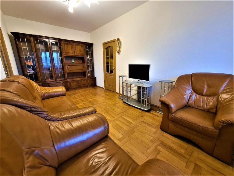 82-Avenue Apartment - Ferienwohnung Tschernowitz