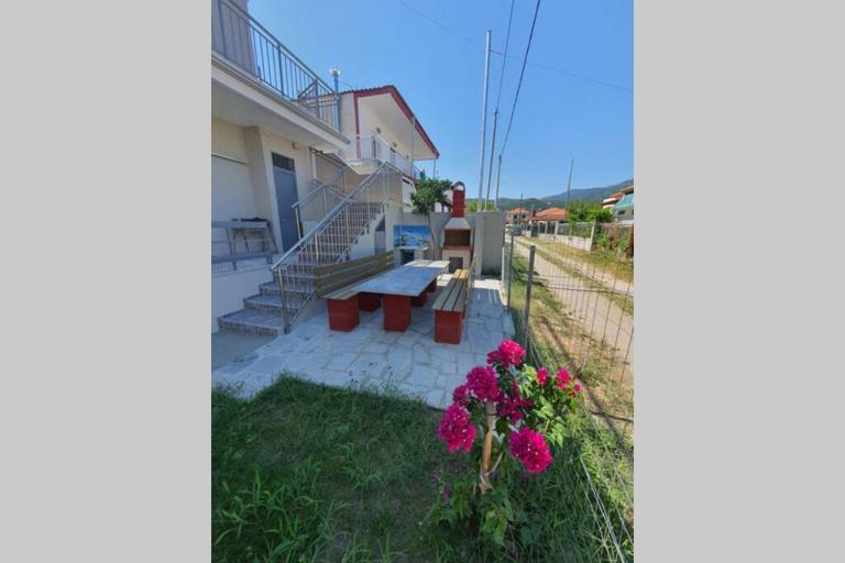 Villa Fer Forze you have the feeling of your own holiday home - B&B Asproválta