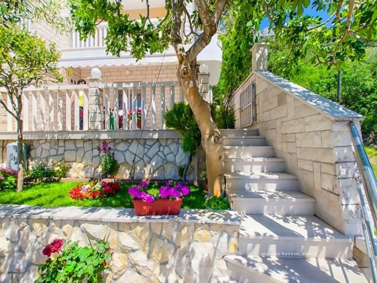 Apartment in Pisak with sea view, terrace, air conditioning, Wi-Fi (4871-3) - Chambres d'hôtes Pisak
