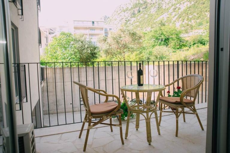 PETRA STUDIO - Ferienwohnung Kotor