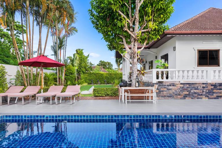 Happy Family Villa2 Phuket Private Pool Villa 5 bedrooms with large kitchen and garden - Ferienwohnung Ban Chalong