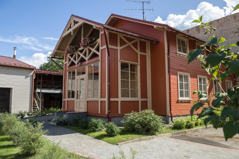 Center Orange house - Bed and Breakfast Cēsis