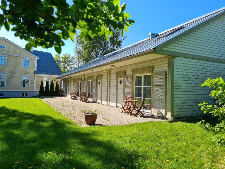 Lahe 10 Apartment - Bed and Breakfast Haapsalu