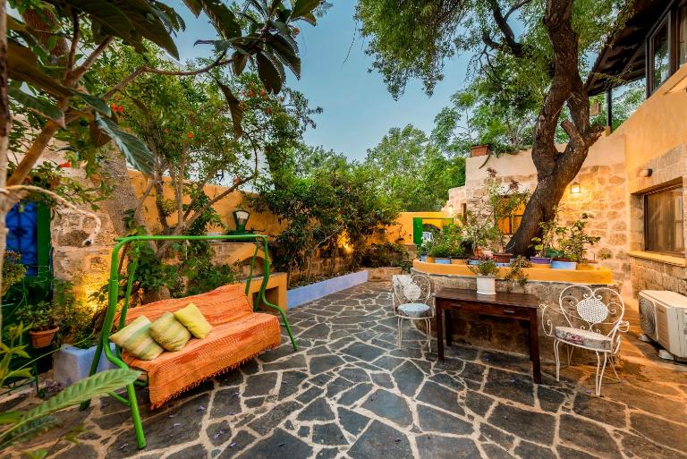 Secret Garden - Old Town - B&B Rhodes