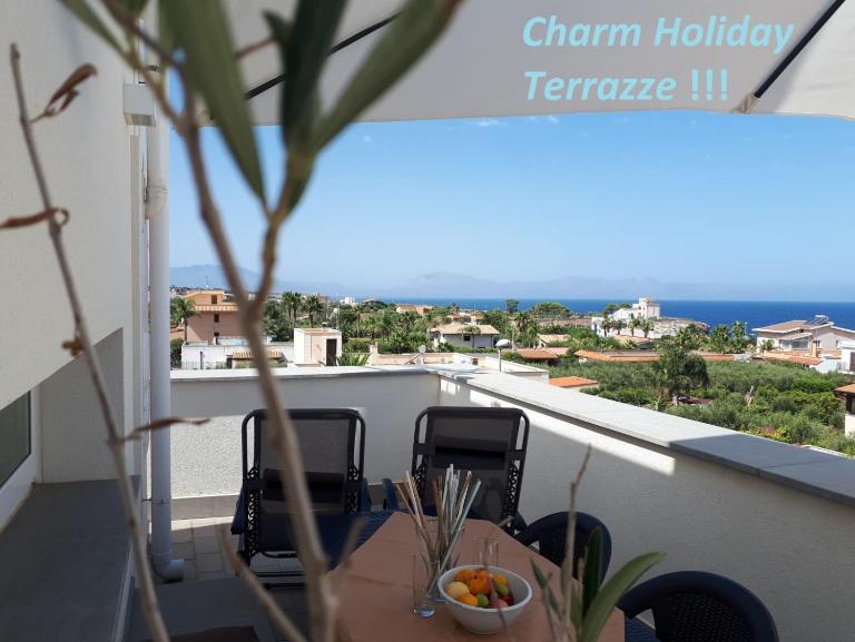 Charm Holiday - B&B Terrasini