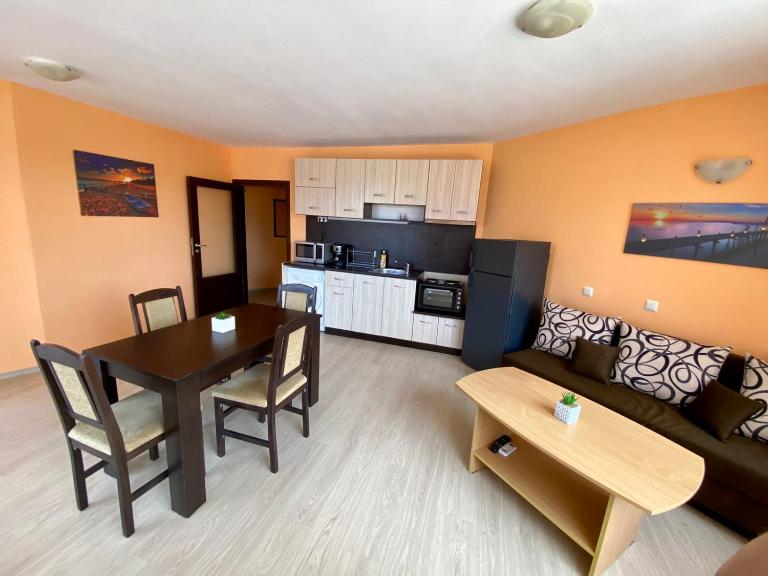 Cozy apartment - St6 Primorsko - Bed and Breakfast Primorsko