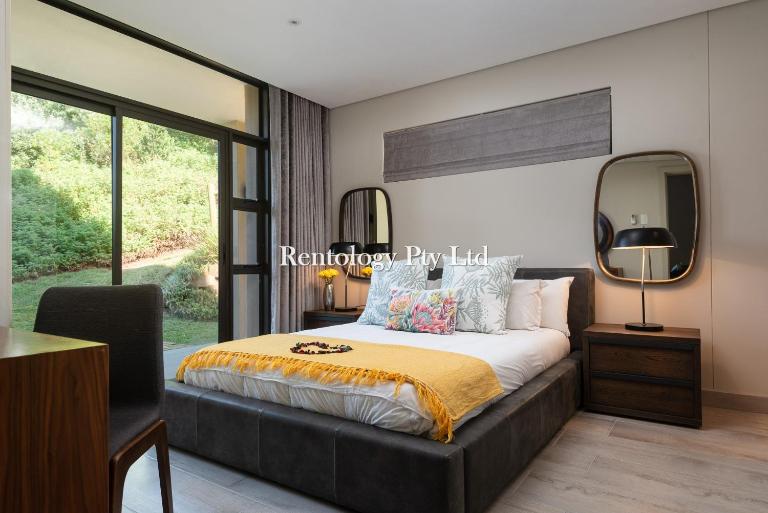 Modern 2 Bed Zimbali Suites - Bed and Breakfast Ballito