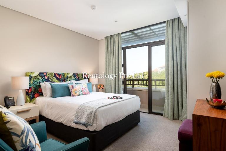 Elegant 1 Bed Zimbali Suites Sea View - Bed and Breakfast Ballito
