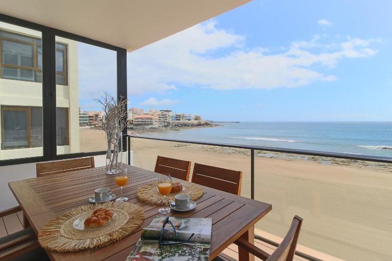 Extra Luxurious Apartment on the Beachfront. - B&B Salientes