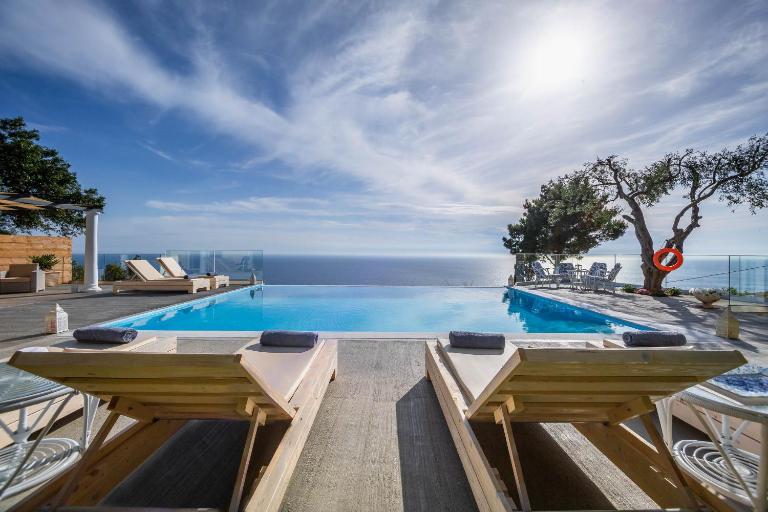 Ocean View - Luxury Villa Nefeli - Chambres d'hôtes Karyófyto