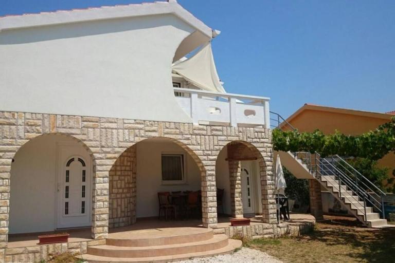 Apartment Vir - Ferienwohnung Vir