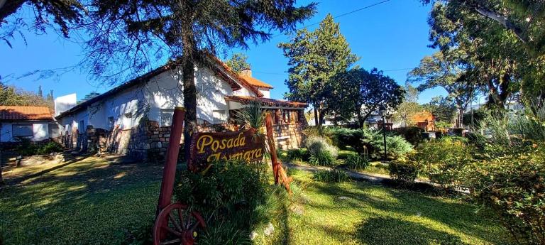 Hostería Posada Aymara - B&B La Falda