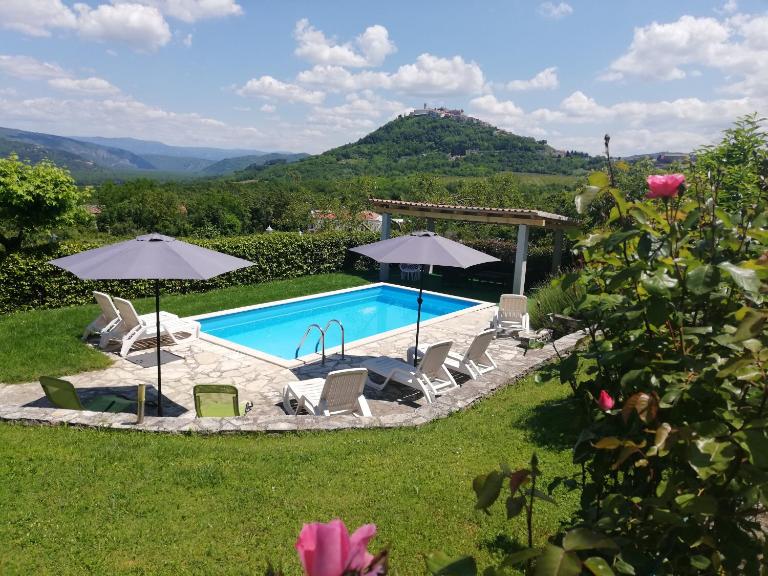 Guest House Valentino - B&B Motovun