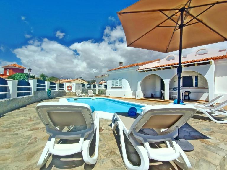 Vv JARA - B&B Caleta de Fuste