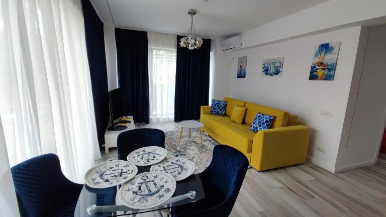 Marine Apartment,Mamaia Nord - Bed and Breakfast Mamaia