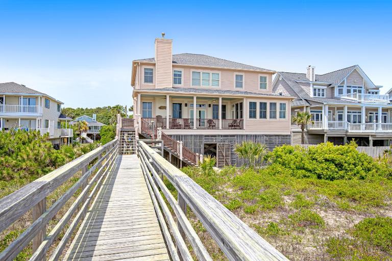 Blue Waters Beachfront - B&B Folly Beach