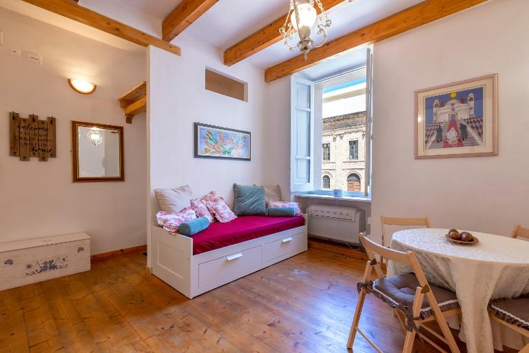 La finestra sul teatro - B&B Alghero