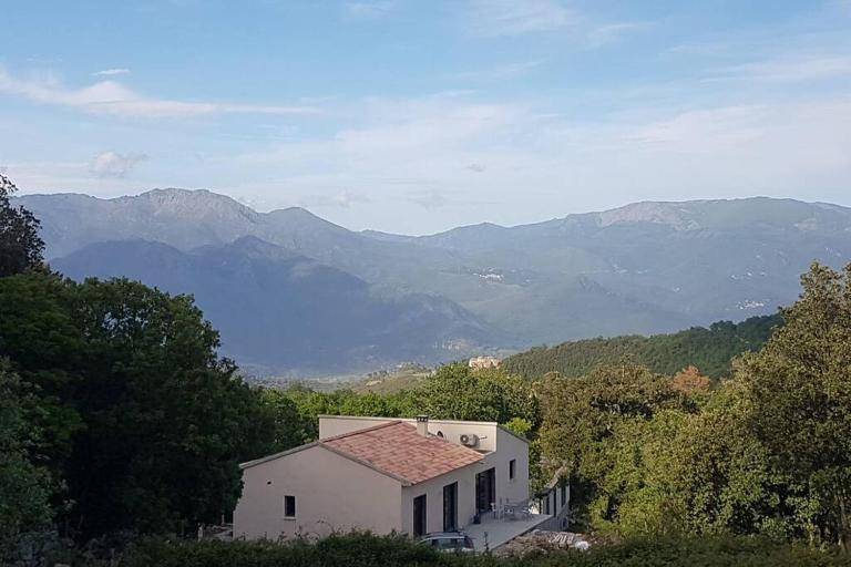 VILLA Adrien , maison de charme. - B&B Casanova