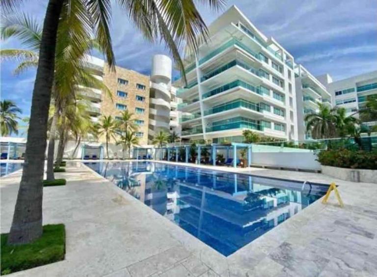 Cartagena primera línea de playa azul frente al mar - Chambres d'hôtes Carthagène