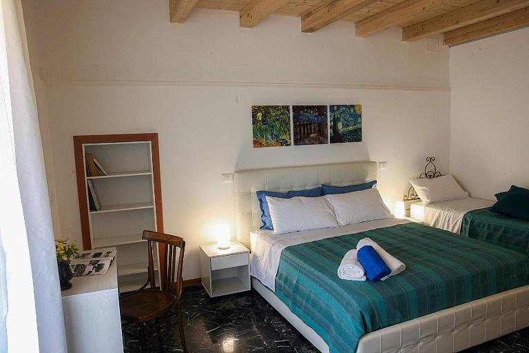 PALAZZO NICASTRO gh - Blue House apartment - B&B Avola