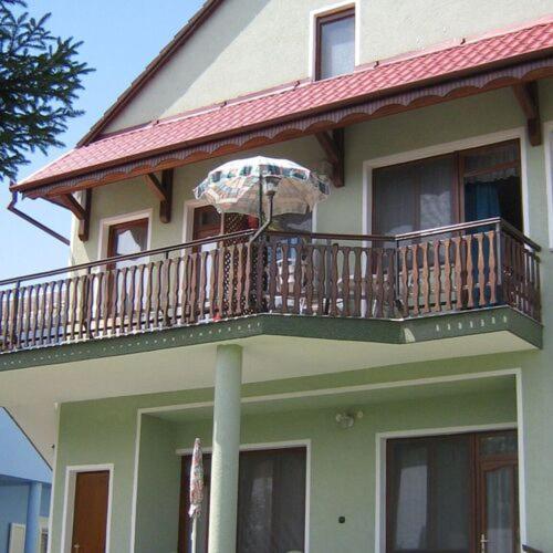 Kispál Apartmanház - B&B Zalakaros