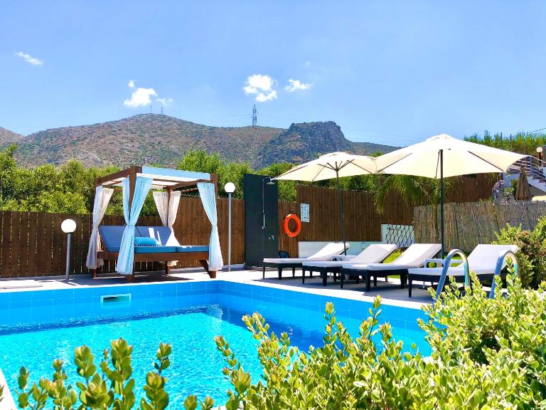 Villa Izabela Apartments with Private Pools - B&B Hersonissos