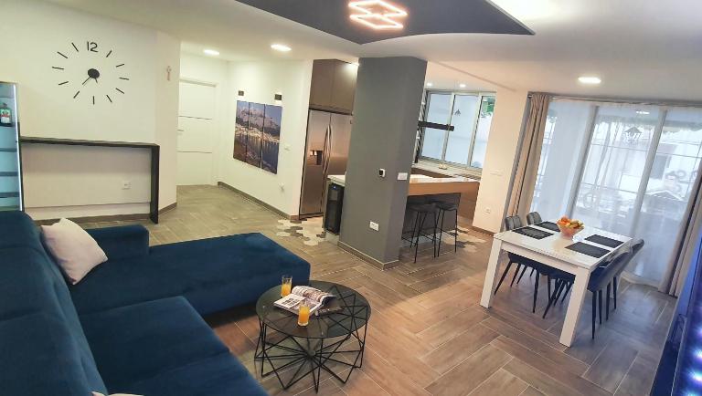 Apartmani Bernarda - Bed and Breakfast Makarska