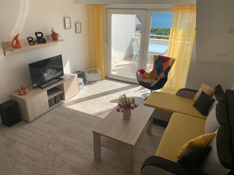 Apartments Lucie - Bed and Breakfast Biograd na Moru