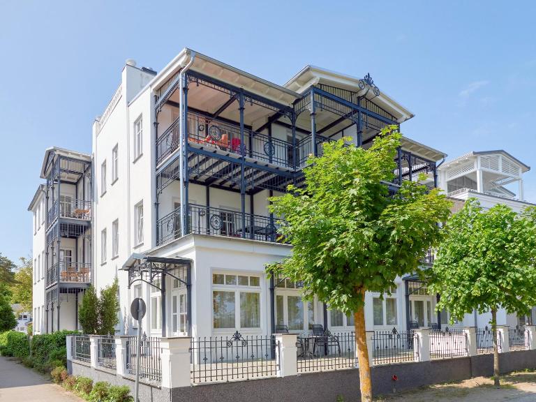 Villa Strandblick - Wohnung Miramare - B&B Ostseebad Binz