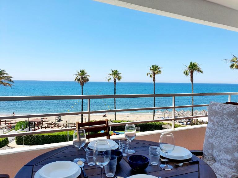 Marbellamar Seafront - Ferienwohnung Cabopino