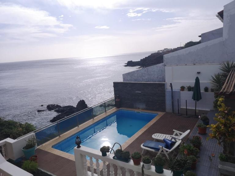 Cactus Guest House - Bed and Breakfast Cidade Velha