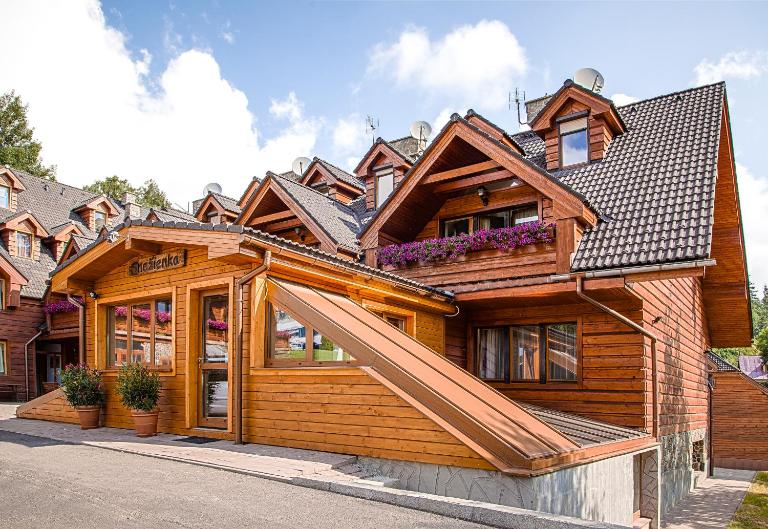 Penzion Snezienka - B&B Tatranská Lomnica