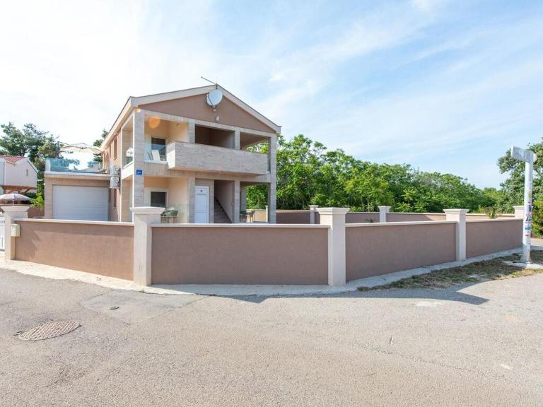 Apartmani Velić - Bed and Breakfast Vir