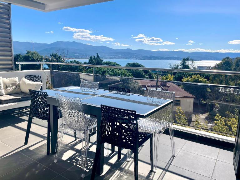 T2 VUE MER - ENTREE DE VILLE - B&B Ajaccio