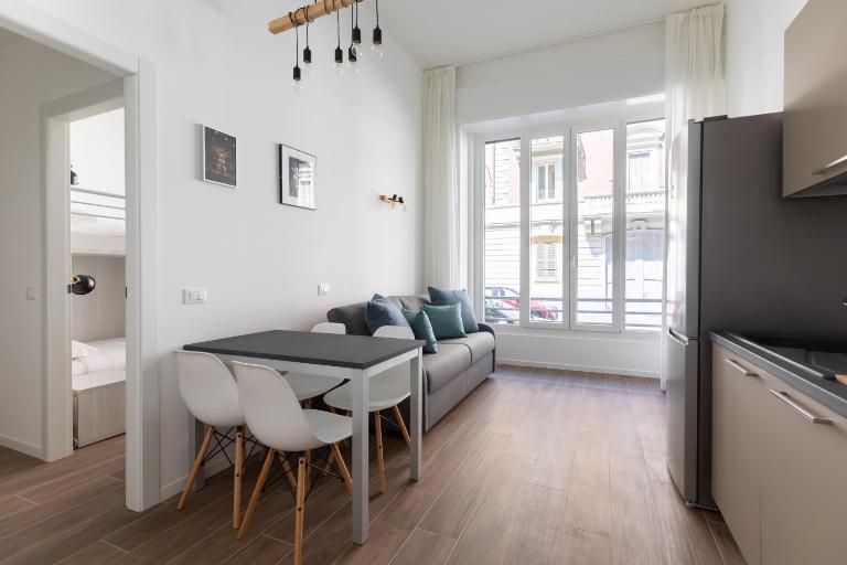 Minerva - 2 bedrooms apartment two steps from Milano Centrale - Bed and Breakfast Milaan