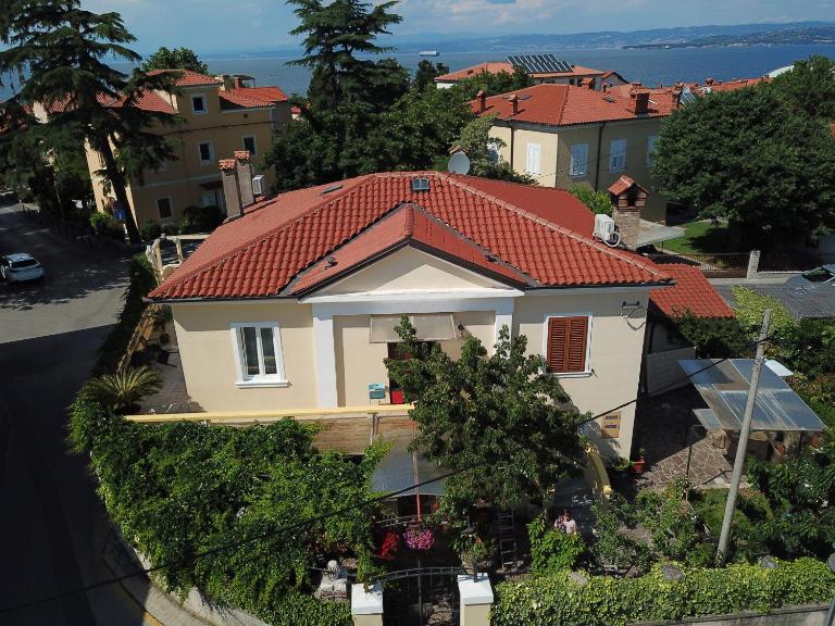 Apartments Villa Sandi - B&B Isola d'Istria