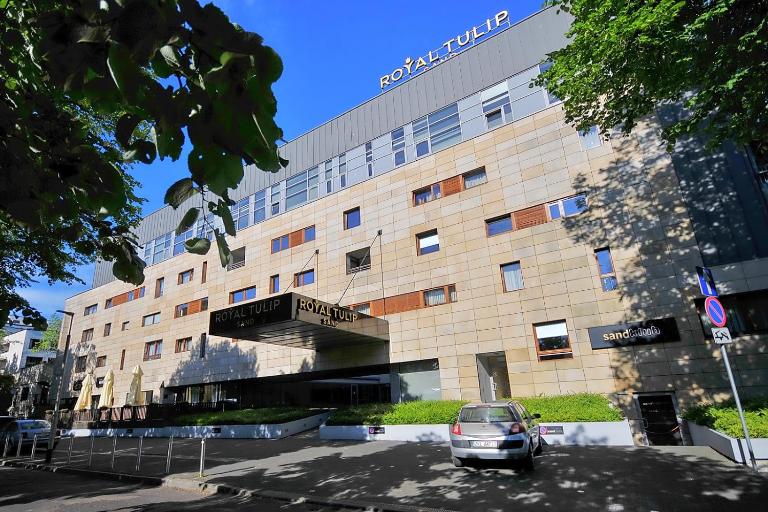 120 w 5 gwiazdowym ROYAL TULIP SAND 200 m od plaży DOBRUK APARTAMENTY - B&B Kołobrzeg