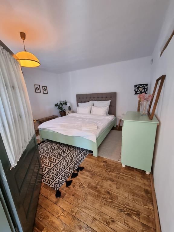 Guest House Victoria - B&B Galda de Jos