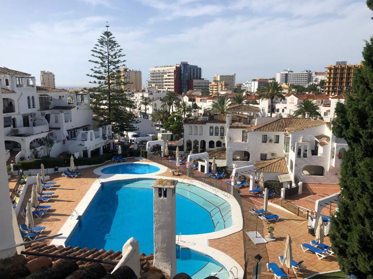 Apartamento Premium 646 Pueblo Evita - B&B Benalmádena