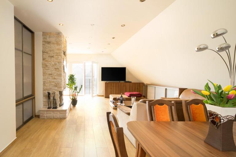 Przestronny i słoneczny apartament nad morzem - Ferienwohnung Krynica Morska