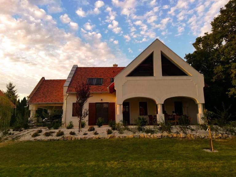 Vadkert Vendégház - B&B Dörgicse