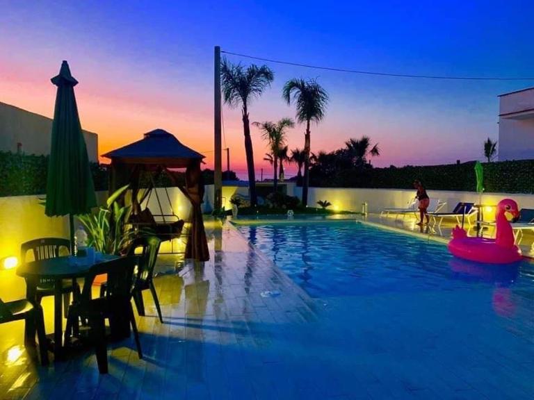 Casetta piscina - B&B Marsala